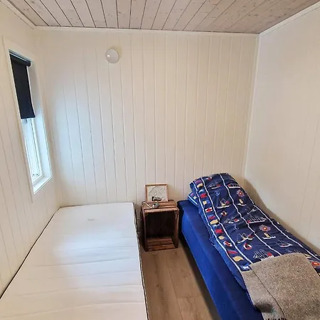 4 Star In Huglo Nord Huglo