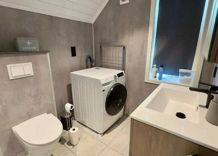 4 Star In Huglo Nord Huglo